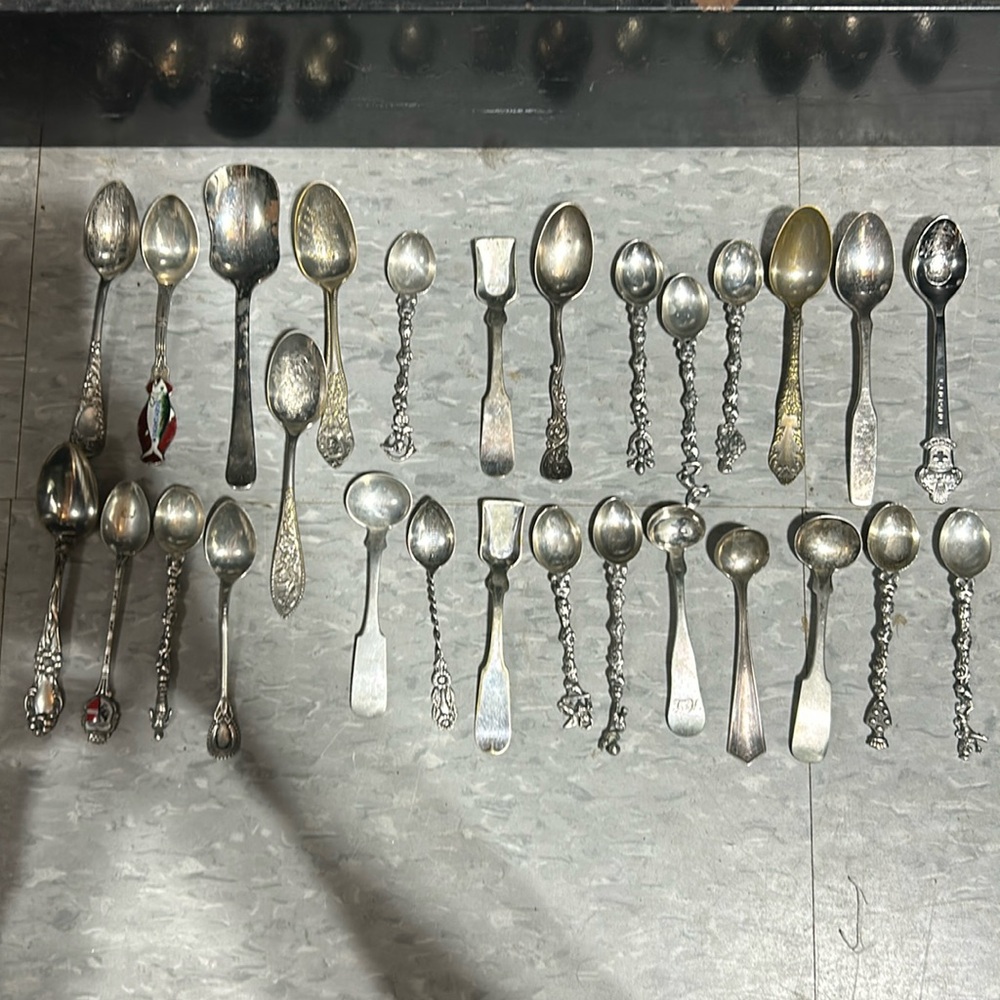 Set of decorative spoons